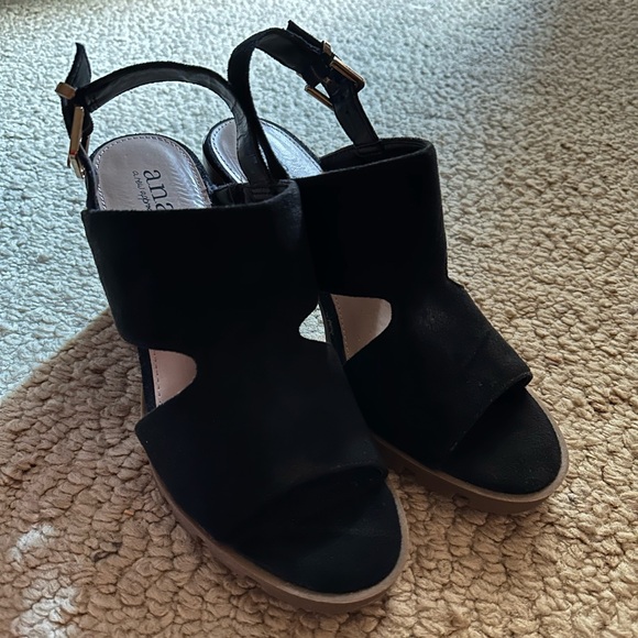 Ana a.n.a daly nwt heeled cutout booties heels suede chunky heels - Picture 2 of 5